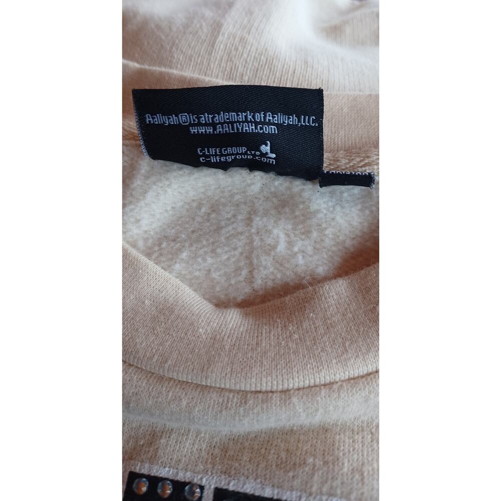 Women's Aaliyah Graphic Crewneck Sweatshirt  Size Medium, Beige/Tan, Long Sleeve - Picture 7 of 8